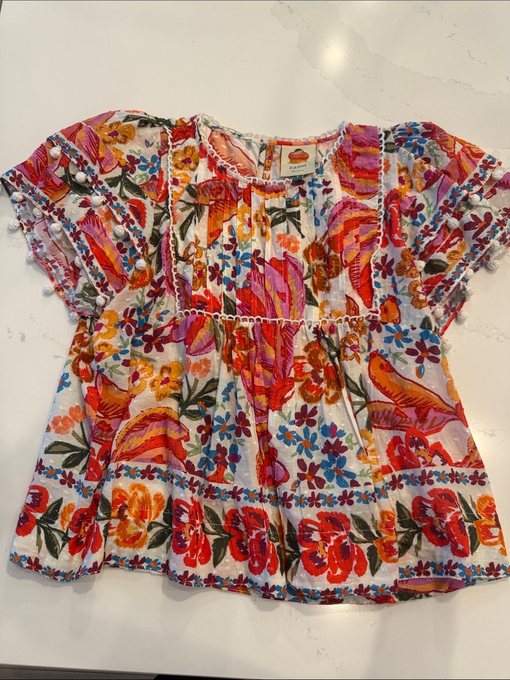 FARM Rio Multicolor Floral Puff-Sleeve Blouse